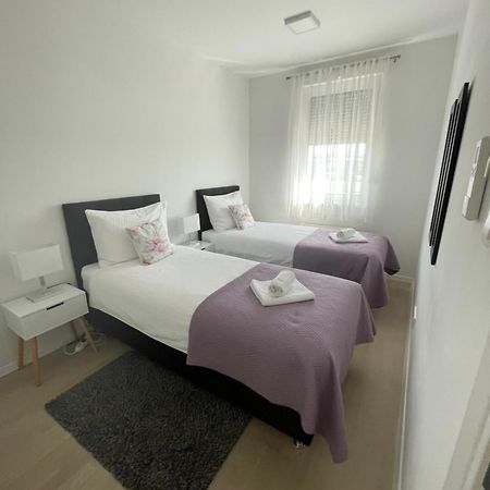 New Modern Apt Near Old Town - Private Parking Zara Esterno foto