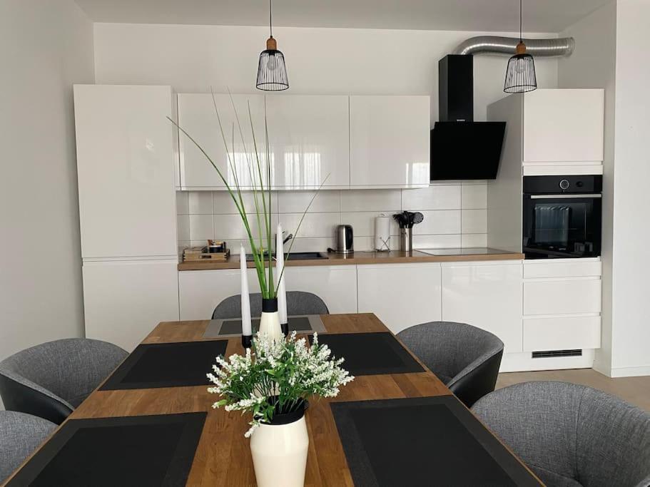 New Modern Apt Near Old Town - Private Parking Zara Esterno foto