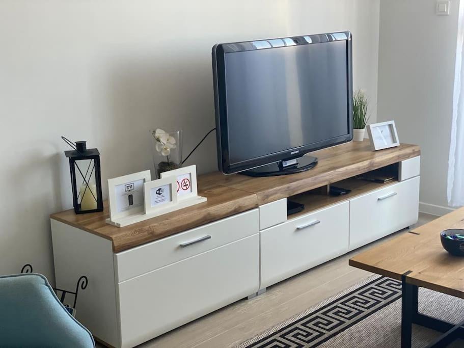 New Modern Apt Near Old Town - Private Parking Zara Esterno foto