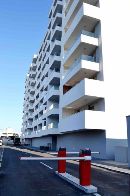New Modern Apt Near Old Town - Private Parking Zara Esterno foto