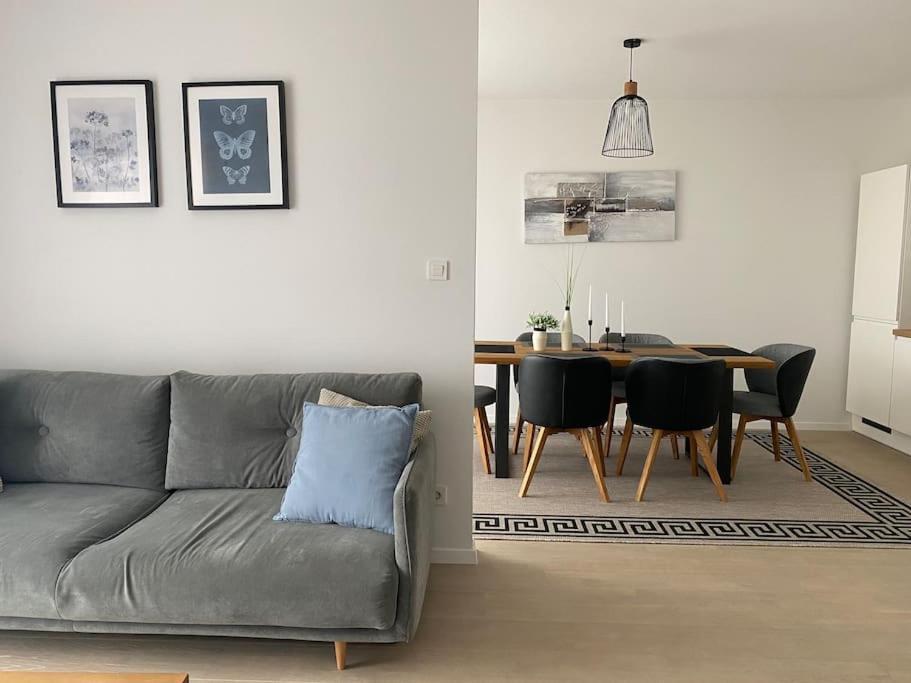 New Modern Apt Near Old Town - Private Parking Zara Esterno foto