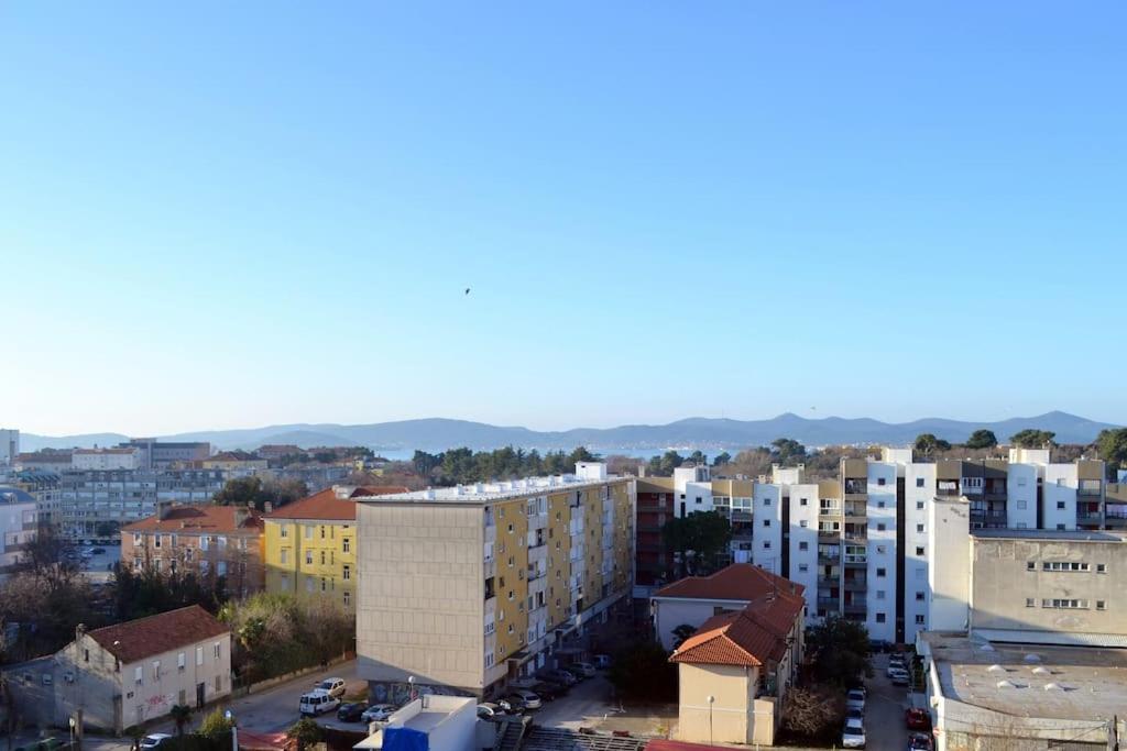 New Modern Apt Near Old Town - Private Parking Zara Esterno foto